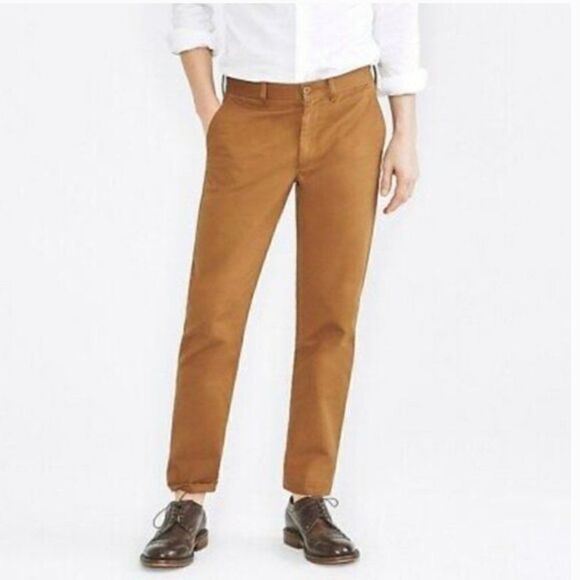 J. Crew The Sutton Straight-Fit Broken-In Khaki Pant - Picture 1 of 14